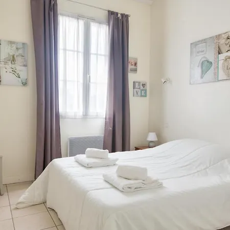 Appartement Colombelle Proche Du Marche Et De La La Couarde-sur-Mer